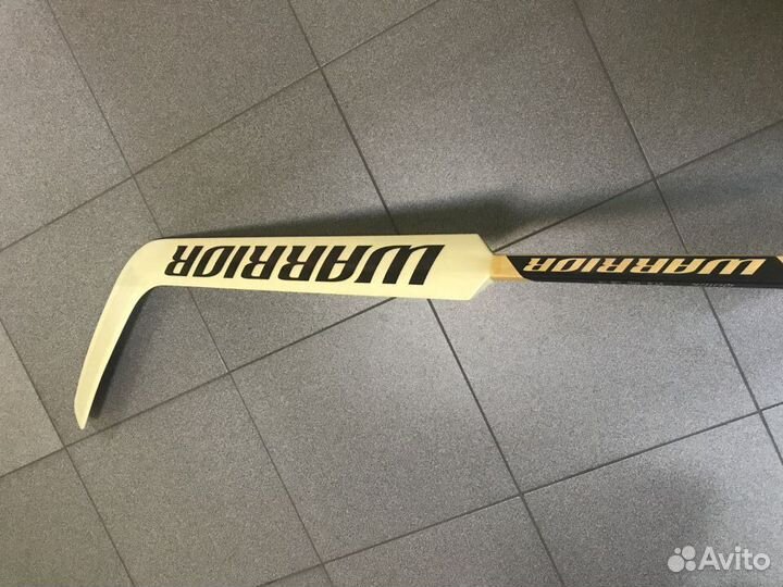 Вратарская клюшка warrior STR2 новая