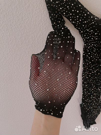 Боди в сетку в стразах