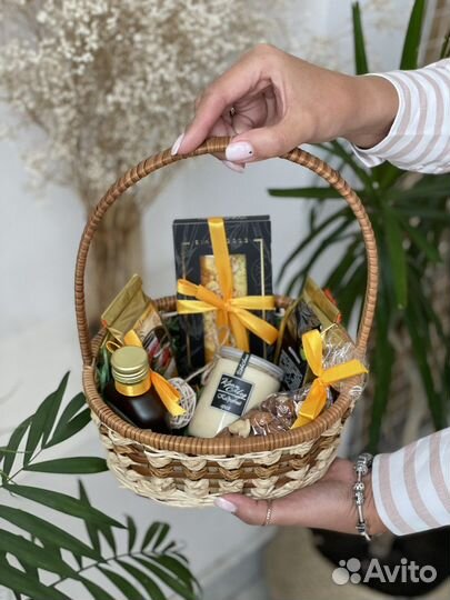 Подарочные корзины с доставкой по Челябинску