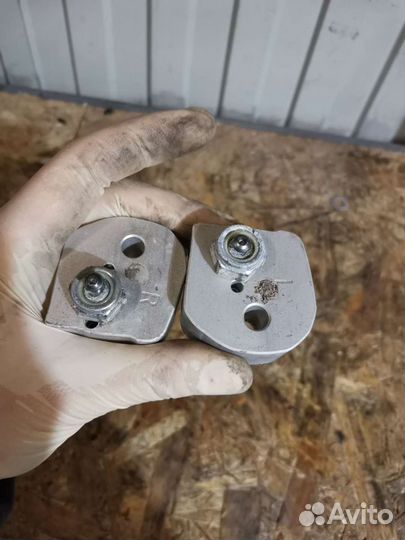 Yamaha Fjr1300 2006-22 проставки под клипоны