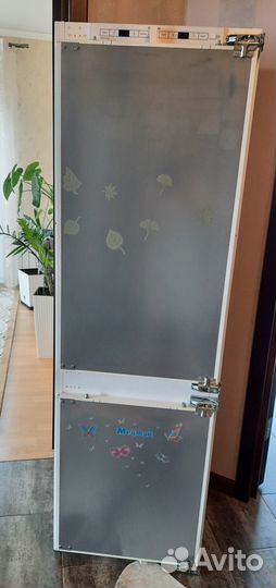 Встроенный холодильник бу