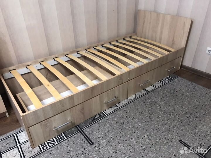 Кровать односпальная