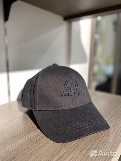 Кепка C P company черная