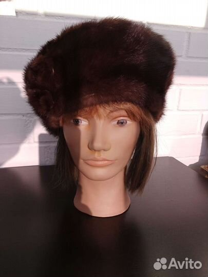 Берет из норки