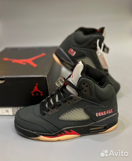 Nike Air Jordan 5 Retro Gore-Tex Off Noir (41-46)