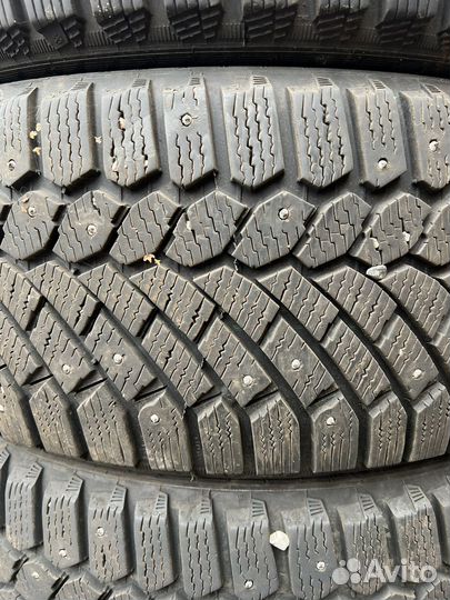 Gislaved Nord Frost 200 225/45 R18 48J
