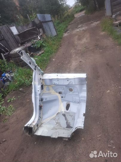 Лонжерон чашка Форд Фокус 2