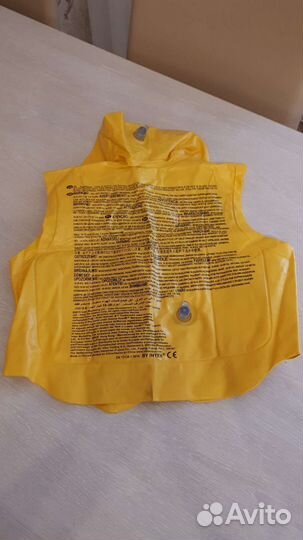 Жилет, нарукавники, круг для плавания