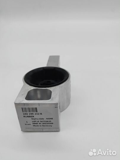 Сайлентблок VAG Арт. 1K0199232K