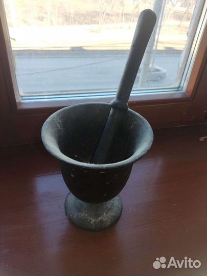 Ступка с пестиком, чугун