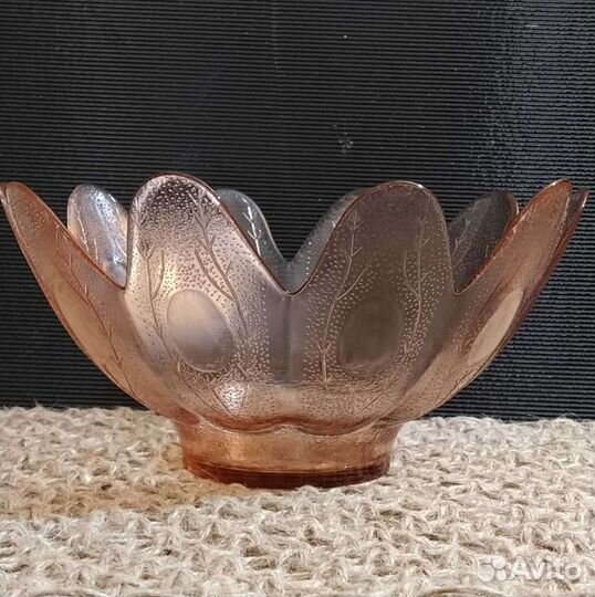 Конфетница СССР розовое стекло