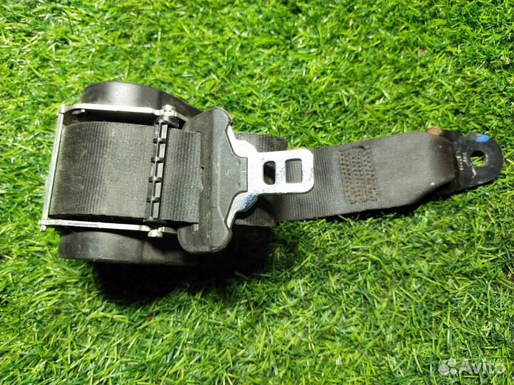 Ремень безопасности Renault Logan