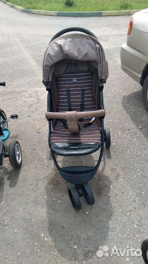 Прогулочная коляска
