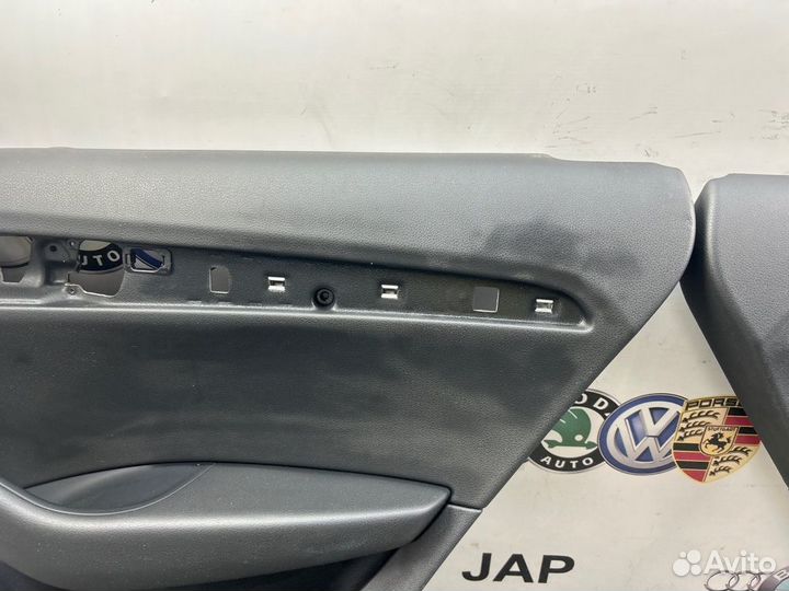 Дверная карта задняя Audi Q5 8R 2.0 CDN 2010