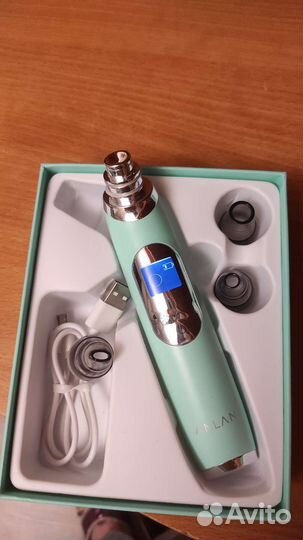 Вакуумный очиститель пор на лице