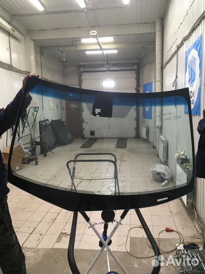 Лобовое стекло Хонда Аккорд 8