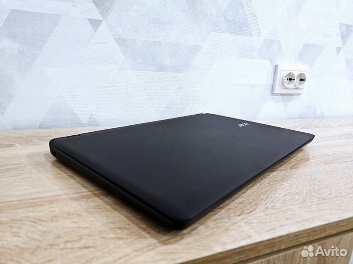 Тонкий ноутбук Acer для дома, школы или офиса