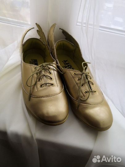 Оригинальные кроссовки Adidas Jeremy Scott