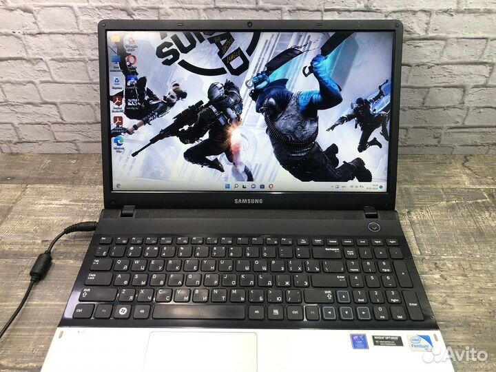 Игровой ноутбук Samsung intel/SSD/2Видеокарты