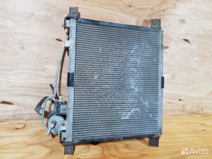 Радиатор кондиционера Nissan Vanette SK82VN F8