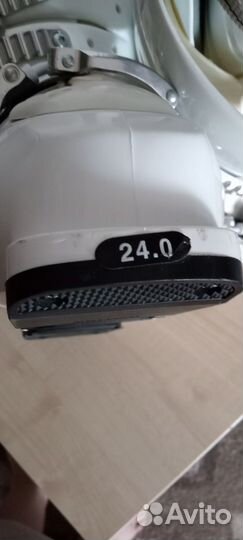 Горнолыжные ботинки