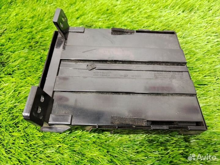 Подстаканник Nissan Almera Classic B10 2008