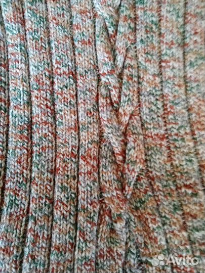 Свитер женский