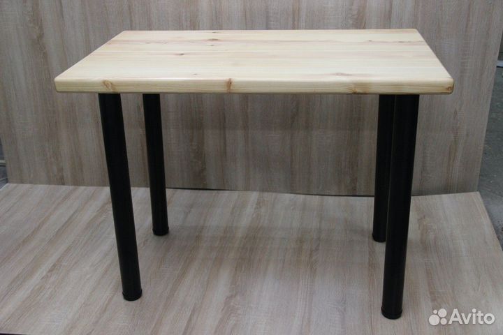 Стол из массива