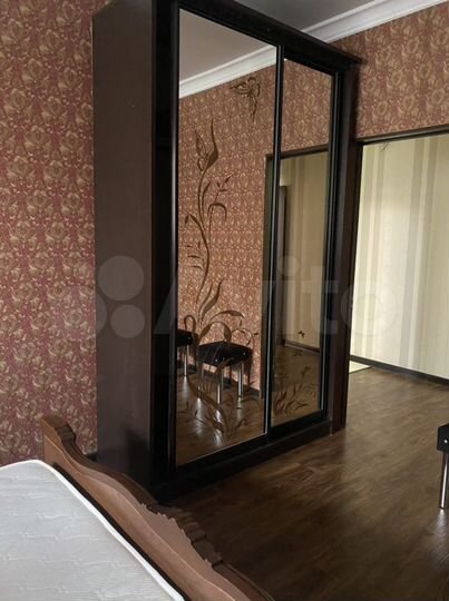 2-к. квартира, 65 м², 2/5 эт.