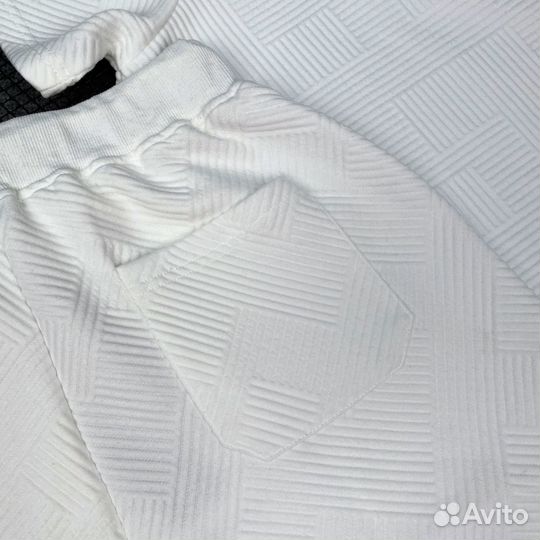 Костюмы Essentials (В Наличии)