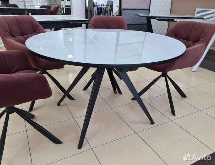 Стол повашимразмерам SVR-47957