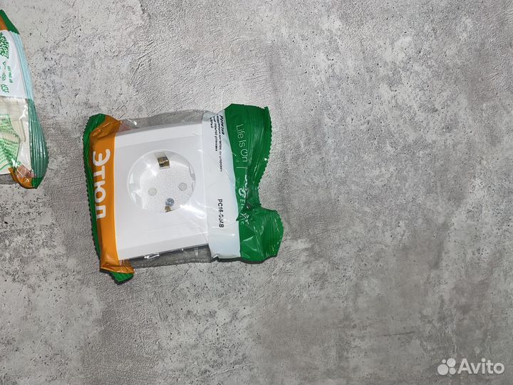 Розетки встраиваемые