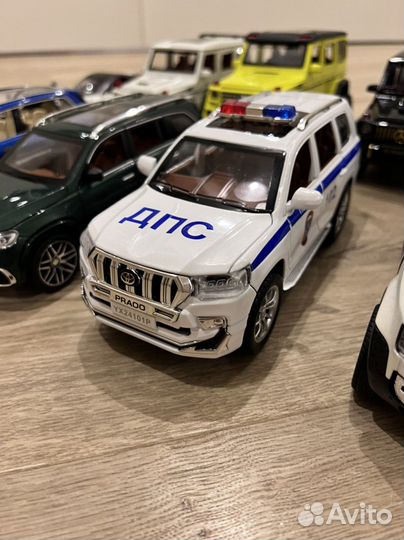 Машинки металлические