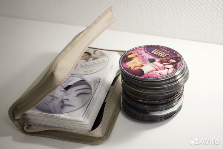 Коллекция фильмов DVD и музыки CD