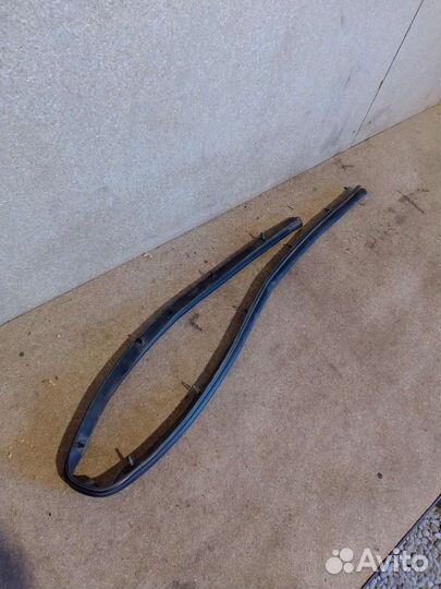 Уплотнитель жабо дворников Chevrolet Lacetti