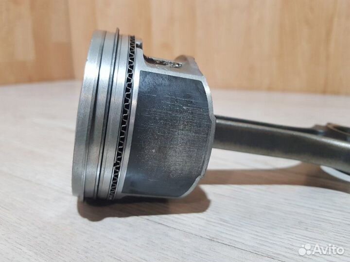 Поршень с шатуном Jaguar X-Type X400 AJ25 2005