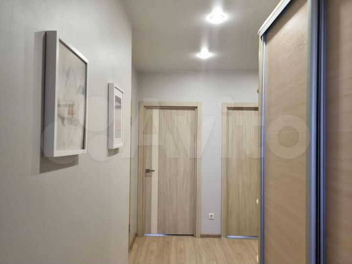 2-к. квартира, 64 м², 5/19 эт.