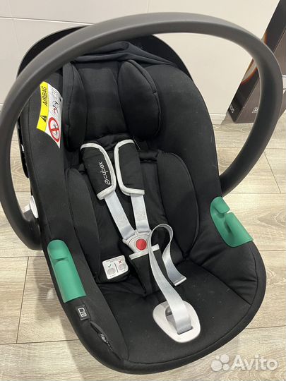 Автолюлька cybex aton b2 с адаптарами