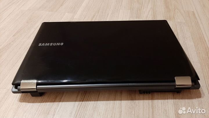 Ноутбук Samsung RF511