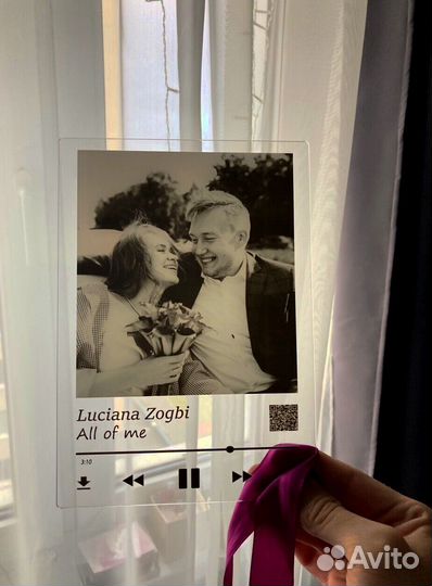 Трек-пластинка, живое фото