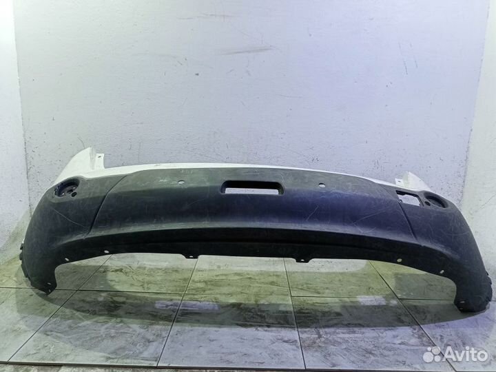 Бампер задний Ниссан