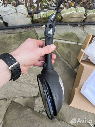 Левое зеркало suzuki gsx-r