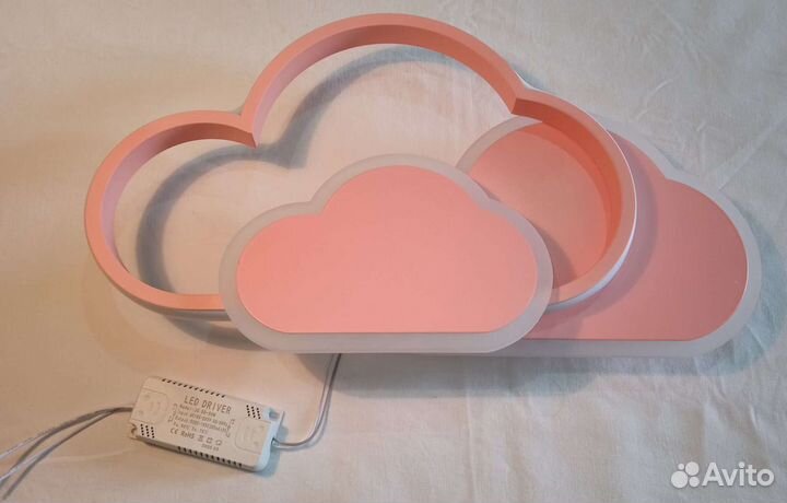 Облачный потолочный светильник новый