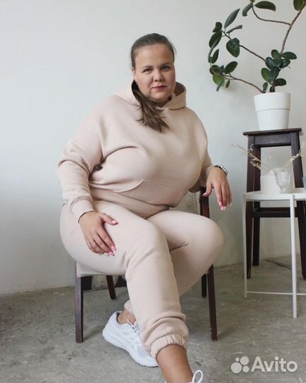 Костюм спортивный