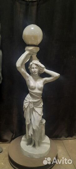 Статуя Девушка с чашей 1,2м Скульптура Торшер Свет