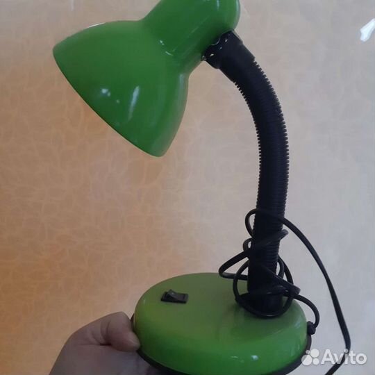Лампа настольная