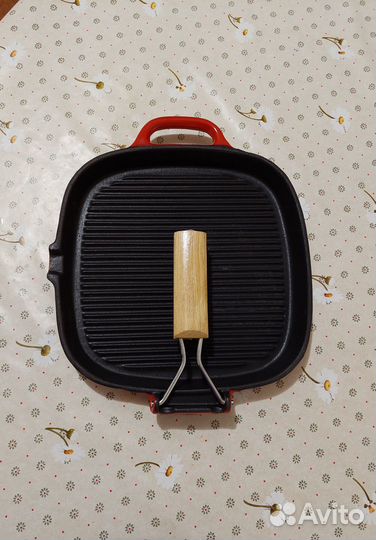 Сковорода гриль чугунная новая