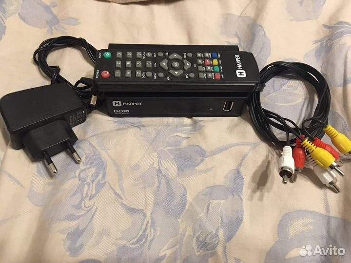 Цифровой телевизионный ресивер Harper HDT2-1514