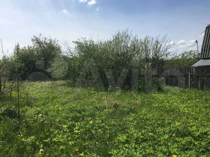 Дом 15 м² на участке 6 сот.