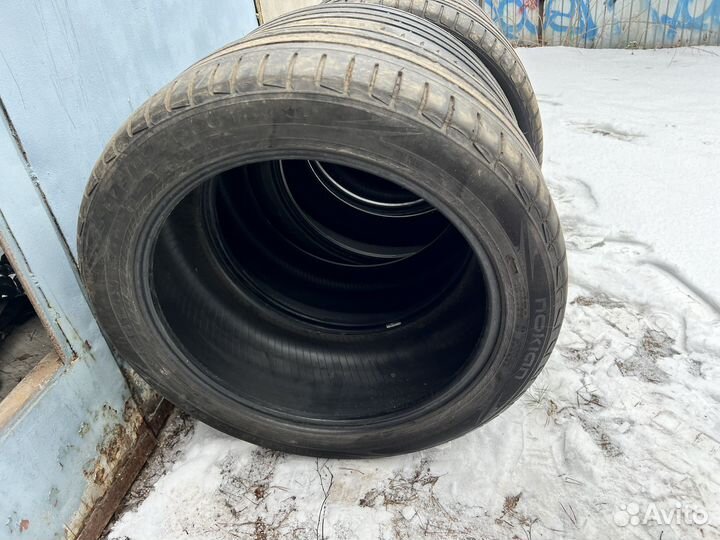 Nokian Tyres Hakka Black SUV 275/45 R20